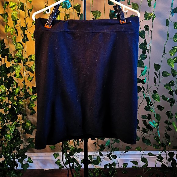 Torrid Pencil Skirt - Picture 1 of 1